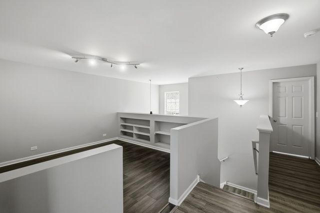 9910 Williams Drive 51-02, Huntley, IL 60142