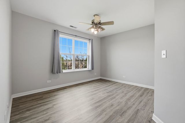 9910 Williams Drive 51-02, Huntley, IL 60142