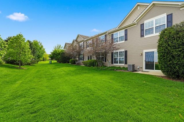 9910 Williams Drive 51-02, Huntley, IL 60142