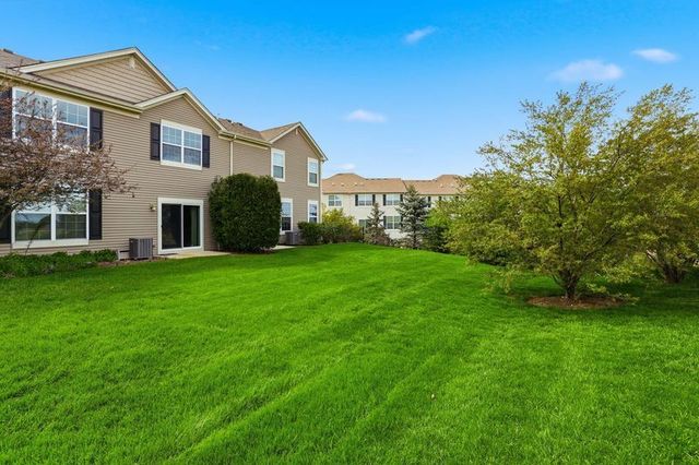 9910 Williams Drive 51-02, Huntley, IL 60142