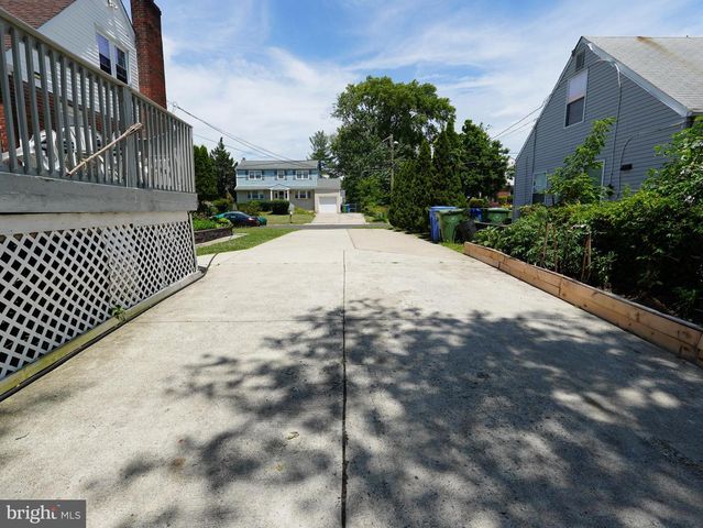425 YALE AVE, Cherry Hill, NJ 08002