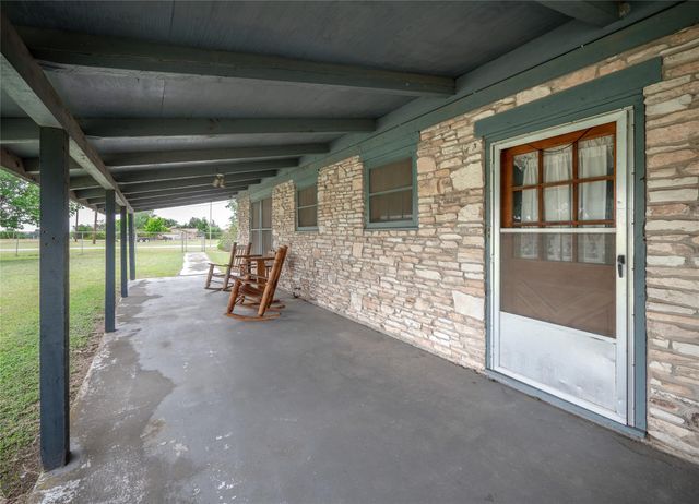 7 Tammy LN, Round Rock, TX 78665