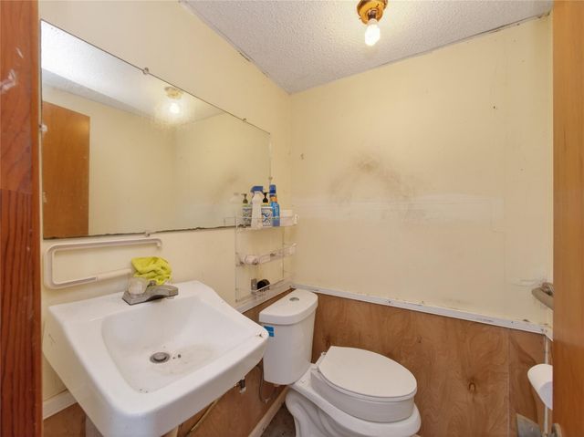 7 Tammy LN, Round Rock, TX 78665