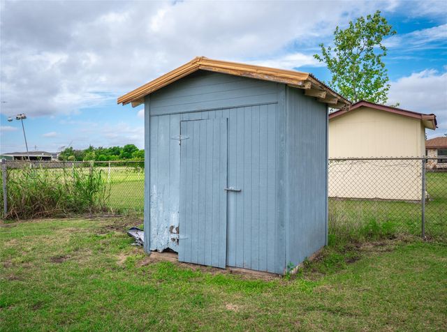 7 Tammy LN, Round Rock, TX 78665