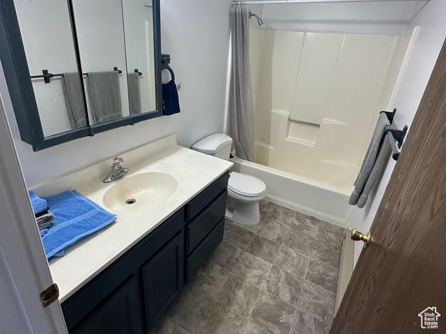 555 N 9TH ST, Montpelier, ID 83254