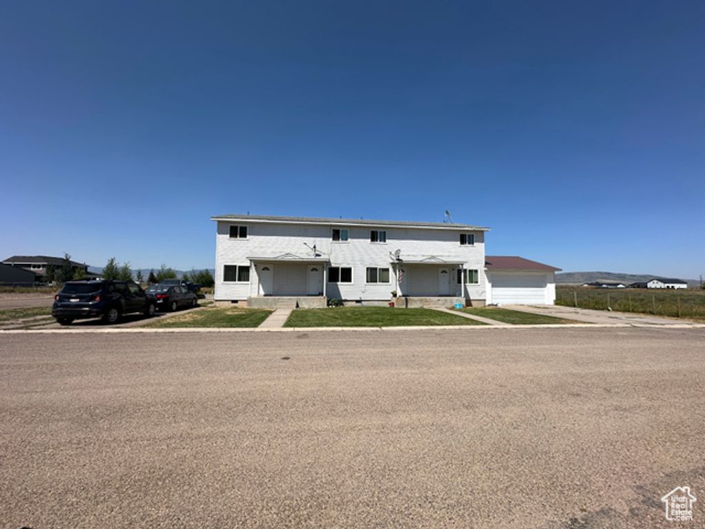 555 N 9TH ST, Montpelier, ID 83254