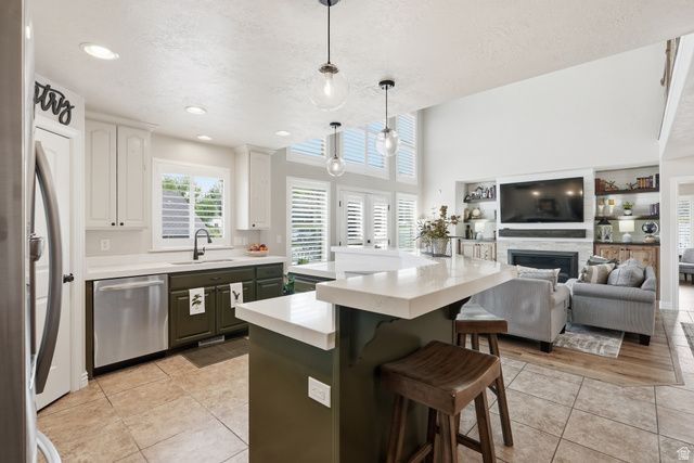 14561 S SUN BLOOM LN, Herriman, UT 84096