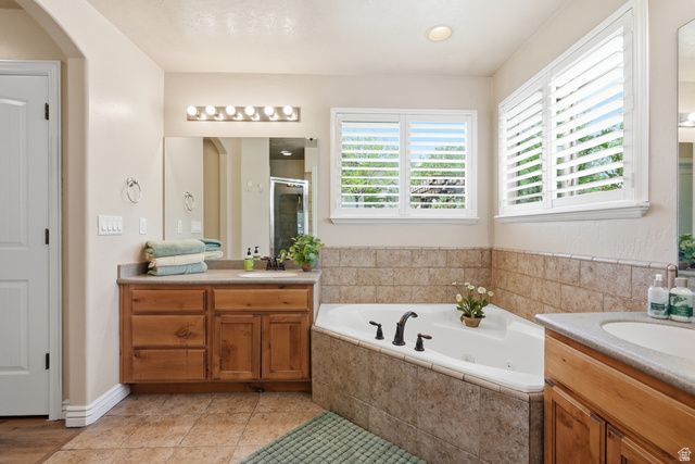 14561 S SUN BLOOM LN, Herriman, UT 84096