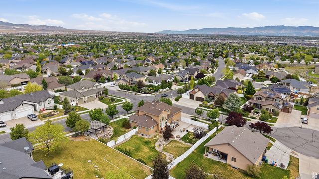 14561 S SUN BLOOM LN, Herriman, UT 84096