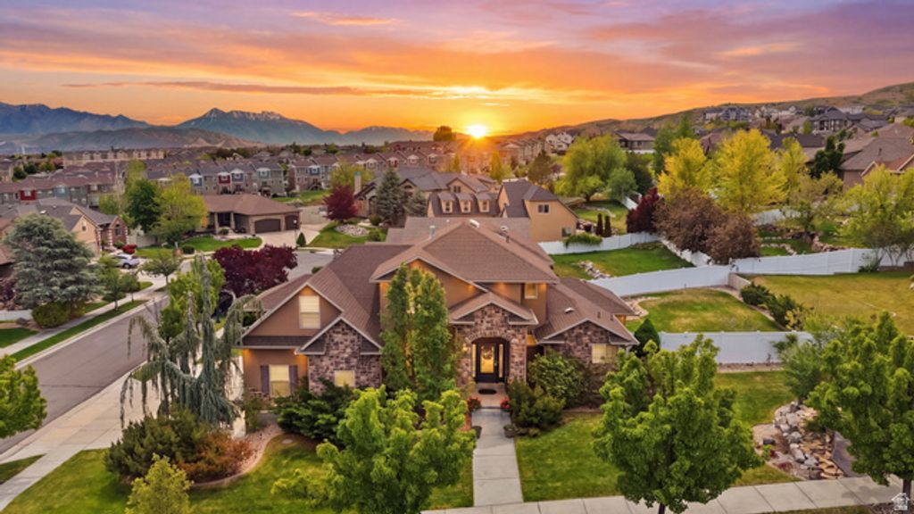 14561 S SUN BLOOM LN, Herriman, UT 84096
