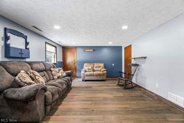 10960 Easton Street NE, Alliance, OH 44601
