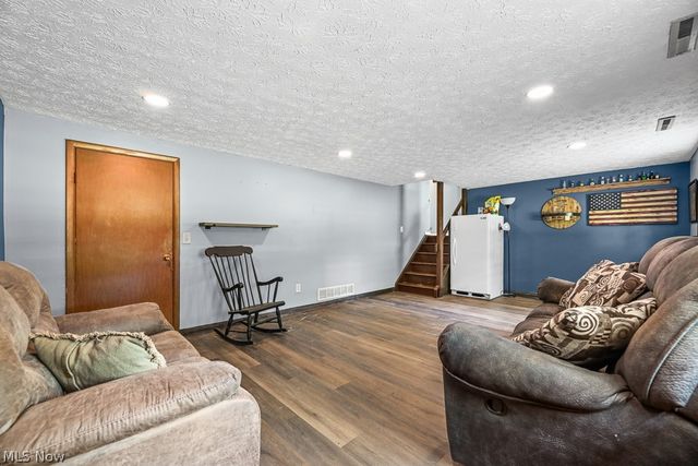 10960 Easton Street NE, Alliance, OH 44601