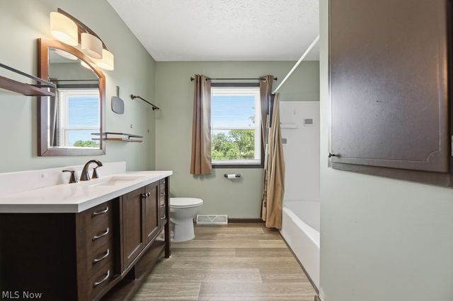 10960 Easton Street NE, Alliance, OH 44601