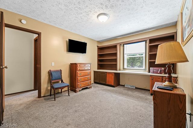 10960 Easton Street NE, Alliance, OH 44601