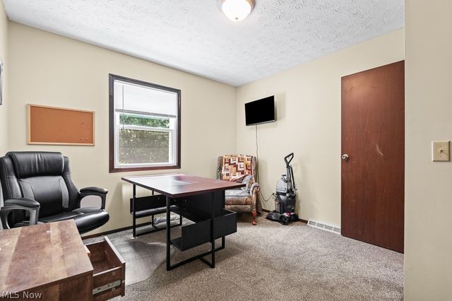 10960 Easton Street NE, Alliance, OH 44601
