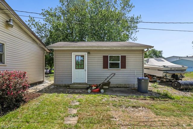 10960 Easton Street NE, Alliance, OH 44601