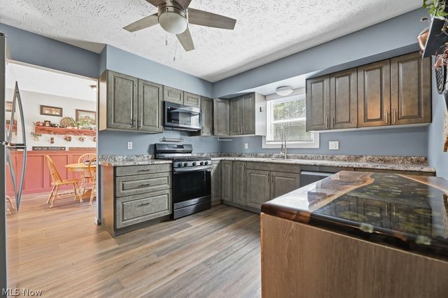 10960 Easton Street NE, Alliance, OH 44601