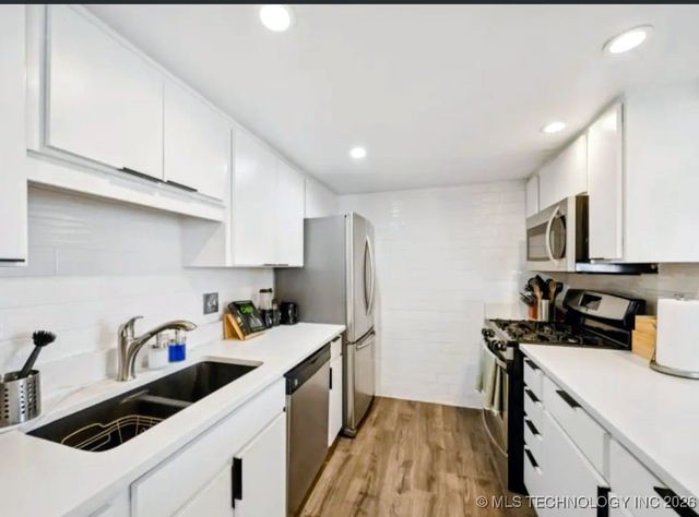 410 W 7th Street 828, Tulsa, OK 74119