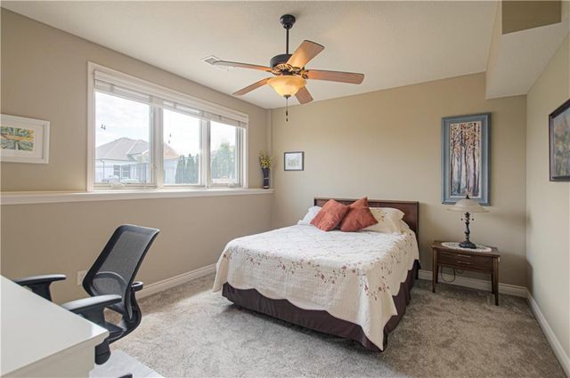 2512 NE CRESTVIEW Street, Blue Springs, MO 64029