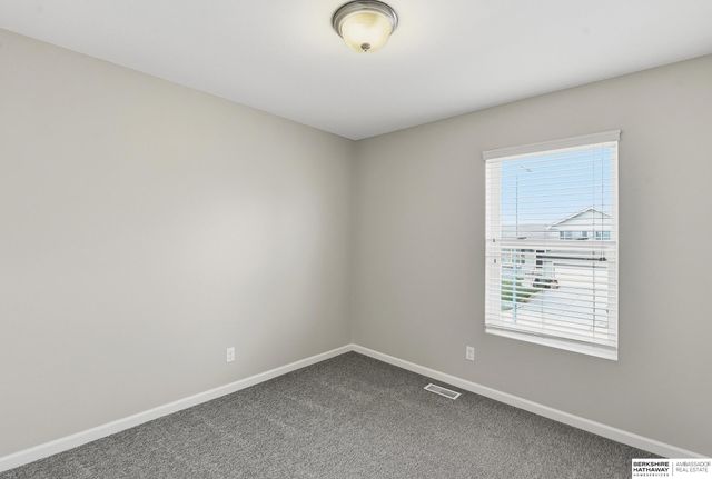 19513 T Street, Omaha, NE 68135