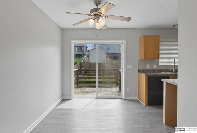 19513 T Street, Omaha, NE 68135