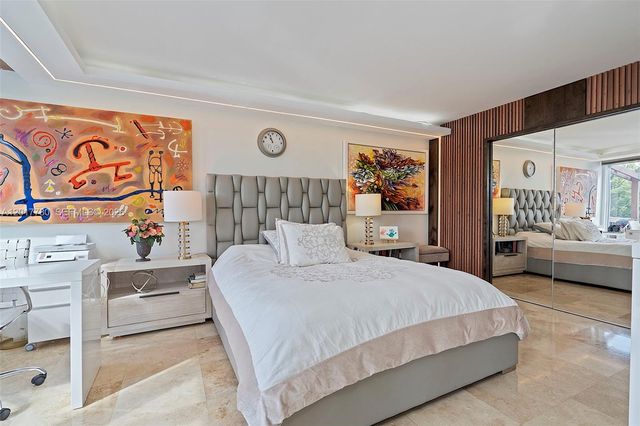 6616 E Miami Lakes Dr E, Miami Lakes, FL 33014