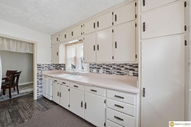 1645 48th Street, Lincoln, NE 68506
