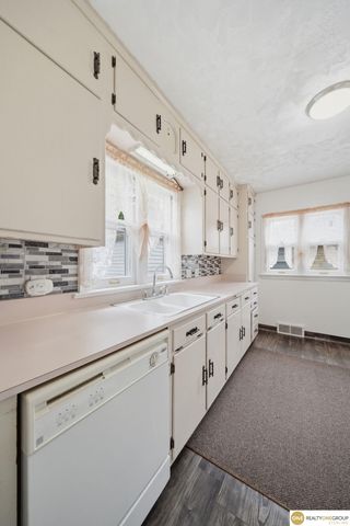 1645 48th Street, Lincoln, NE 68506