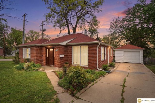 1645 48th Street, Lincoln, NE 68506