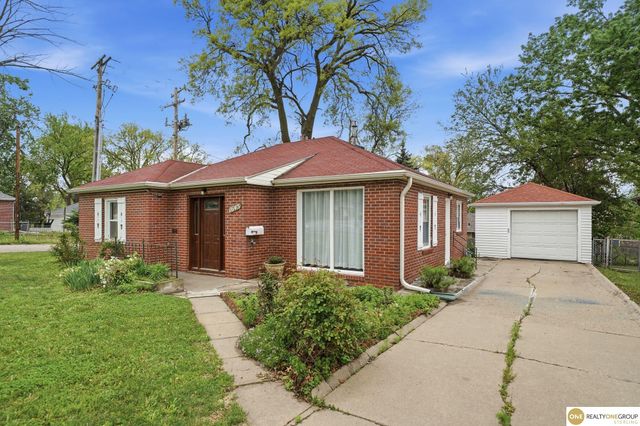 1645 48th Street, Lincoln, NE 68506