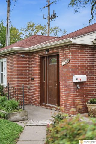 1645 48th Street, Lincoln, NE 68506