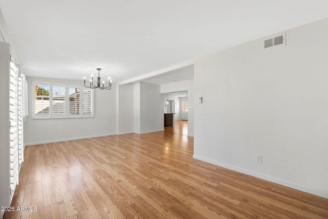 4020 N 44TH Place, Phoenix, AZ 85018