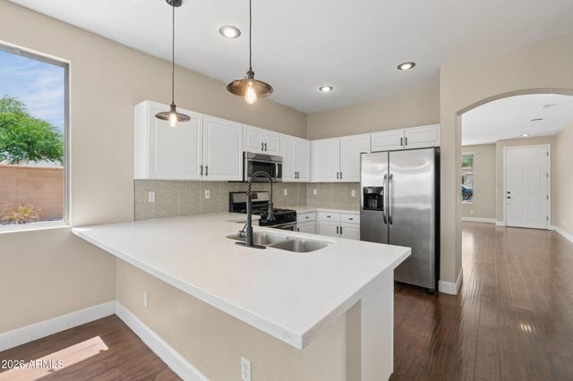 18391 W CAPISTRANO Avenue, Goodyear, AZ 85338