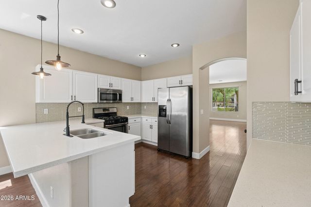 18391 W CAPISTRANO Avenue, Goodyear, AZ 85338