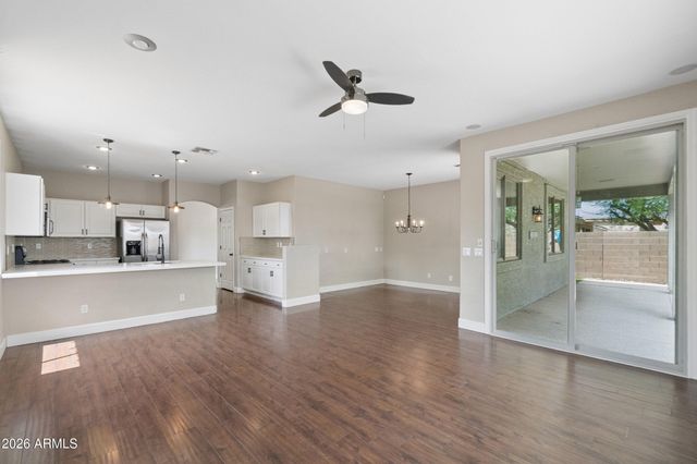 18391 W CAPISTRANO Avenue, Goodyear, AZ 85338