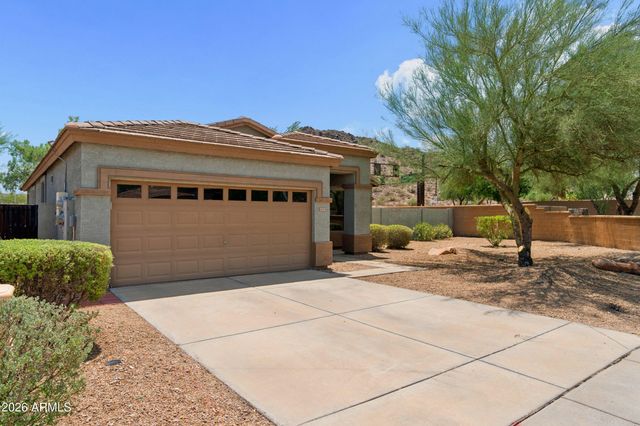 18391 W CAPISTRANO Avenue, Goodyear, AZ 85338