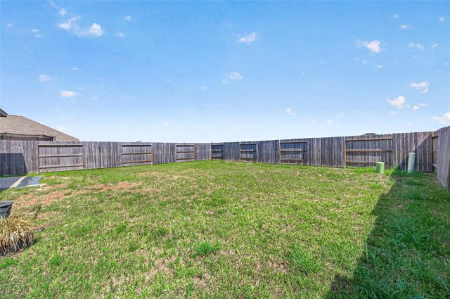 19834 Capri Shores Lane, Hockley, TX 77447