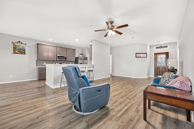 19834 Capri Shores Lane, Hockley, TX 77447