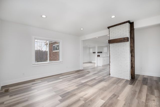 1117 W Seymour Avenue, Springfield Twp., OH 45216