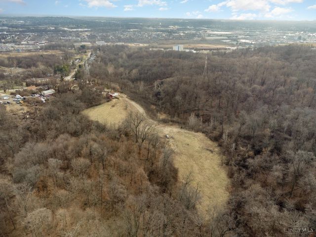 1117 W Seymour Avenue, Springfield Twp., OH 45216