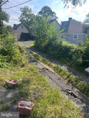 825 GEPHART DR, Cumberland, MD 21502