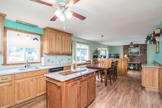 22 Beech Hill Rd, Agawam, MA 01030