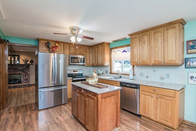 22 Beech Hill Rd, Agawam, MA 01030