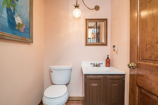 22 Beech Hill Rd, Agawam, MA 01030