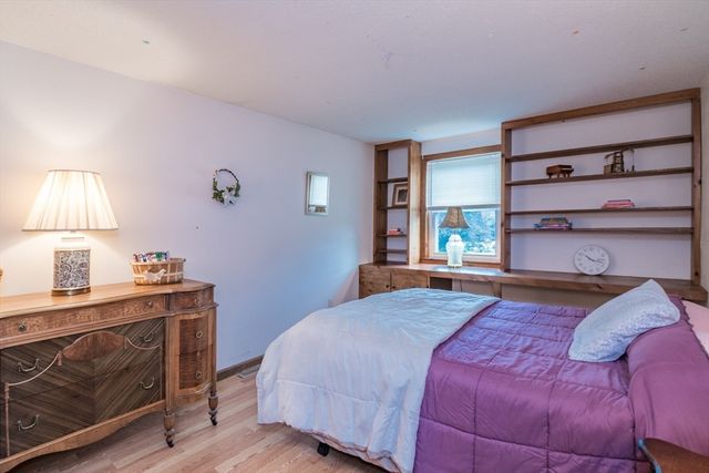 22 Beech Hill Rd, Agawam, MA 01030