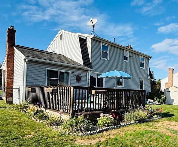 22 Beech Hill Rd, Agawam, MA 01030