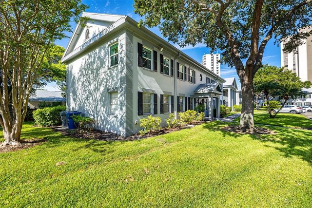 6950 AVENUE DES PALAIS 2A, South Pasadena, FL 33707