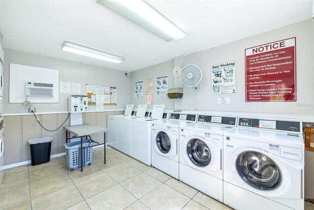 6950 AVENUE DES PALAIS 2A, South Pasadena, FL 33707