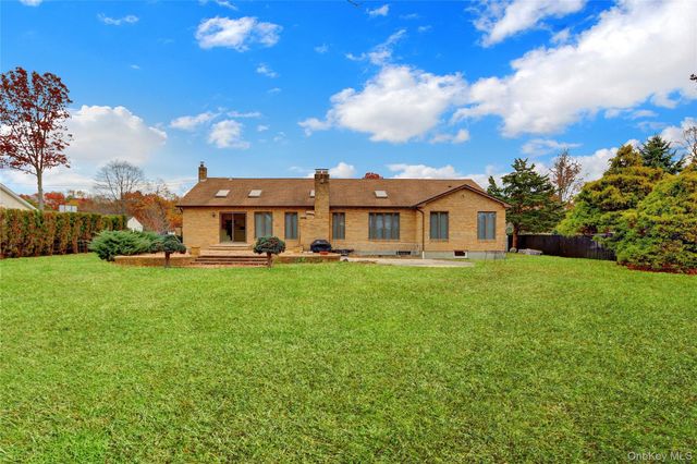 254 Pine Acre Boulevard, Dix Hills, NY 11746