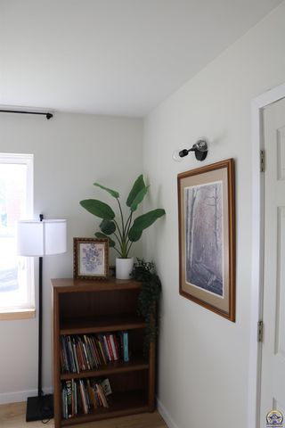 5440 SW 12th Ter Apt 2, Topeka, KS 66604